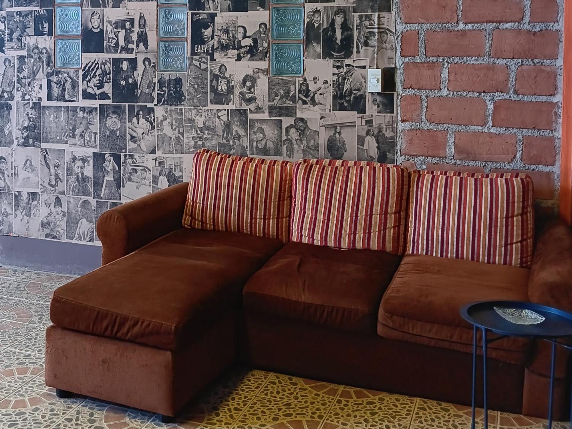 Happy House Backpackers Hostel ปาย ภายนอก รูปภาพ