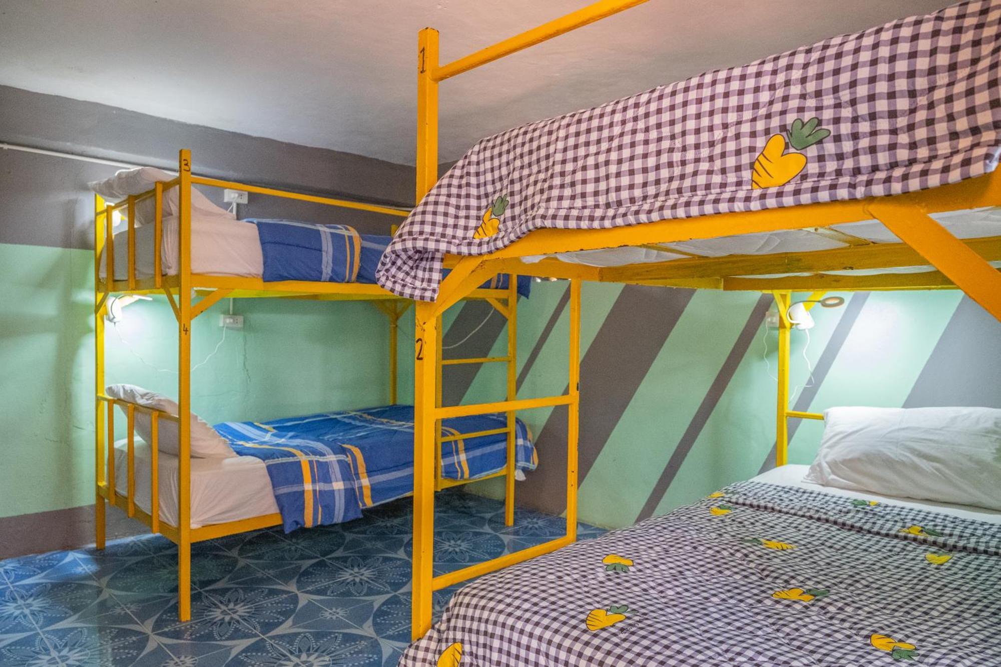 Happy House Backpackers Hostel ปาย ภายนอก รูปภาพ