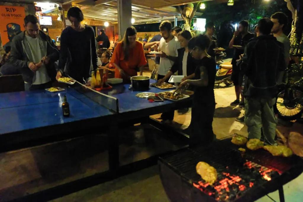 Happy House Backpackers Hostel ปาย ภายนอก รูปภาพ